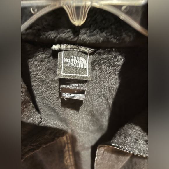 The North Face Women’s Fleece Jacket - Picture 2 of 7